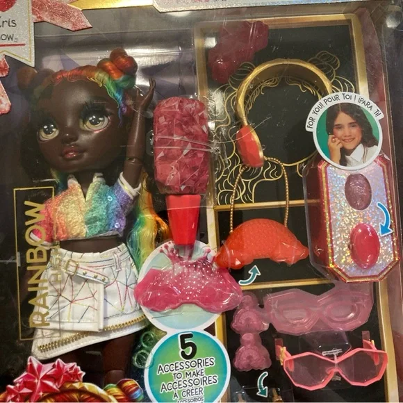 Rainbow High Creative Crystals Iris Fashion Doll with Crystal Accessory Kit - Picture 8 of 10